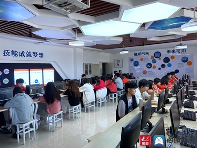 濟(jì)南信息工程學(xué)校攜手北京網(wǎng)絡(luò)技術(shù)服務(wù)，開展融媒體技術(shù)專項(xiàng)培訓(xùn)，賦能未來(lái)人才培養(yǎng)